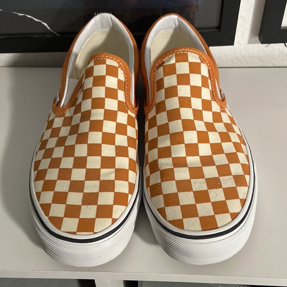 Checkered Vans - Picture 2 of 4